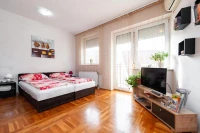Momo's Studio Apartman Subotica