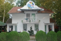 VILA BESI - VILA DENI