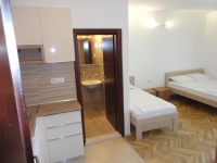 STUDIO APARTMAN 13+1 PRVI SPRAT