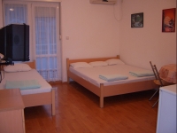 Apartmani Petrovac trokevetni/cetvorokrevetni