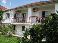 Apartmani i sobe VEGA