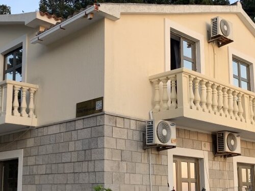 Vila Petrovac Petrovac