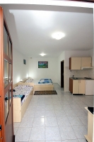 Studio apartman za tri osobe
