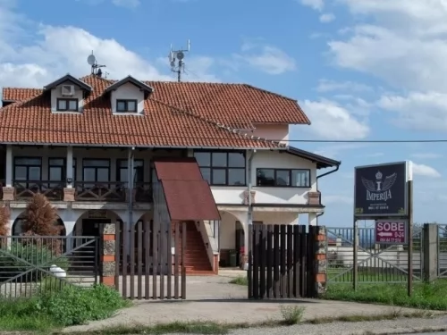 Imperija 24 smestaj Ub