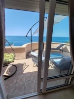 Villa Contact
