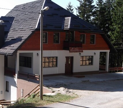 Vila Zlatarski san Zlatar